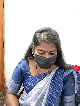 Snapshot of tamil_Sigappu_Roja chatting on 11.03.25 tamil Sigappu Roja online show from 11.03.25