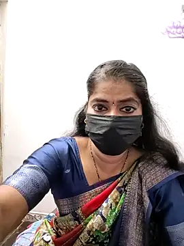 Snapshot of tamil_Sigappu_Roja chatting on 11.06.25 tamil Sigappu Roja online show from 11.06.25