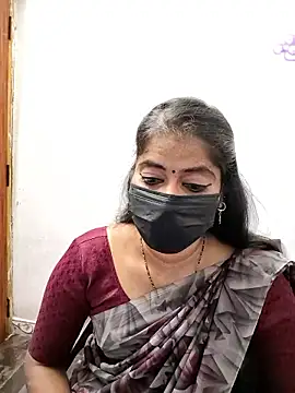 Snapshot of tamil_Sigappu_Roja chatting on 11.11.25 tamil Sigappu Roja online show from 11.11.25