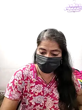 Snapshot of tamil_Sigappu_Roja chatting on 11.19.25 tamil Sigappu Roja online show from 11.19.25