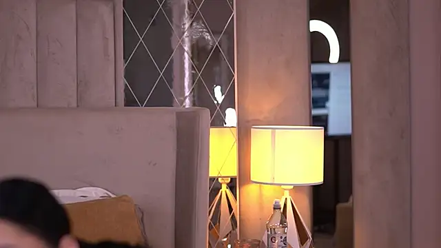 FrancescaDante online show from 10.26.25