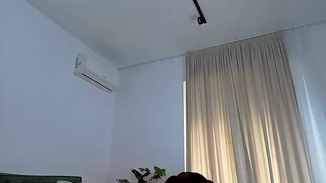 EmaHallee online show from 06.16.26