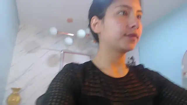 victoria hernandez t  online show from 07.31.26