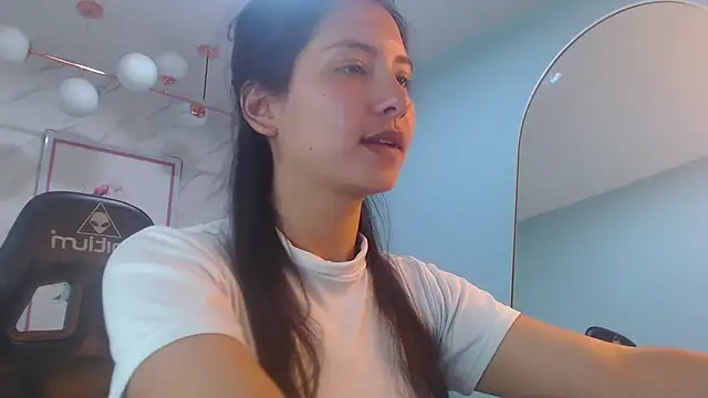 victoria hernandez t  online show from 08.01.26