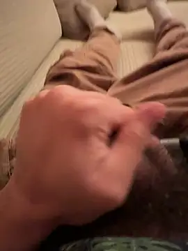 Snapshot of Qualepass chatting on 10.29.25 Qualepass online show from 10.29.25