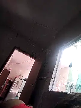 Snapshot of Bombom3425 chatting on 11.13.25 Bombom3425 online show from 11.13.25