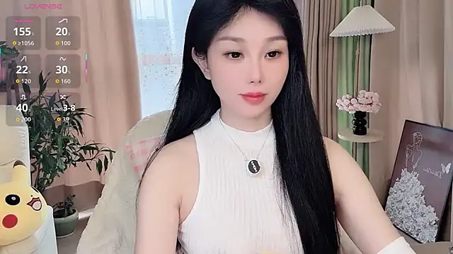 Xiatian520  online show from 10.19.25