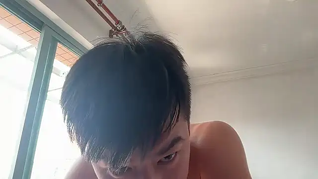 Snapshot of heywilliam chatting on 10.01.25 heywilliam online show from 10.01.25