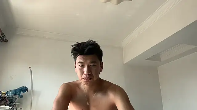 Snapshot of heywilliam chatting on 10.03.25 heywilliam online show from 10.03.25