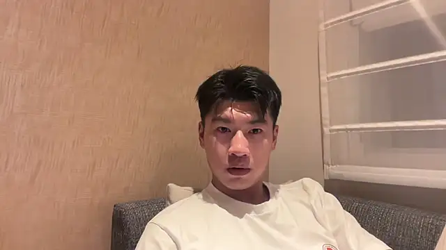 Snapshot of heywilliam chatting on 10.15.25 heywilliam online show from 10.15.25