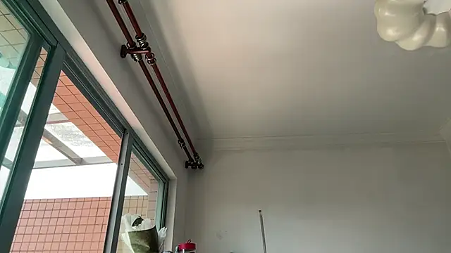 Snapshot of heywilliam chatting on 10.18.25 heywilliam online show from 10.18.25