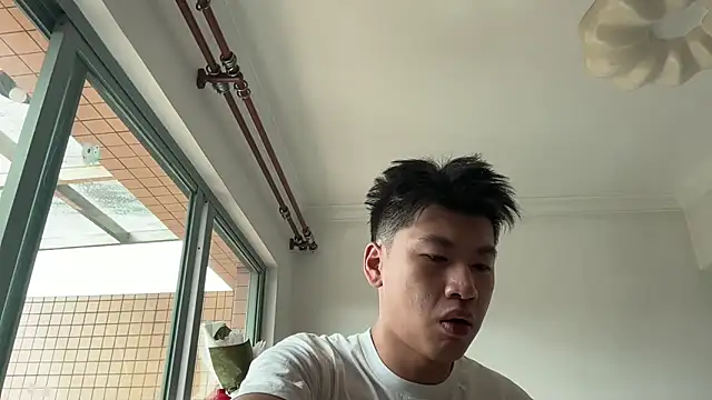 Snapshot of heywilliam chatting on 10.25.25 heywilliam online show from 10.25.25