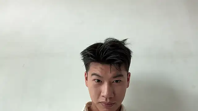 Snapshot of heywilliam chatting on 10.30.25 heywilliam online show from 10.30.25