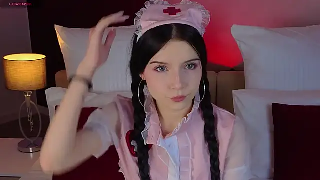 Snapshot of Angel__Rosse chatting on 10.31.25 Angel Rosse online show from 10.31.25