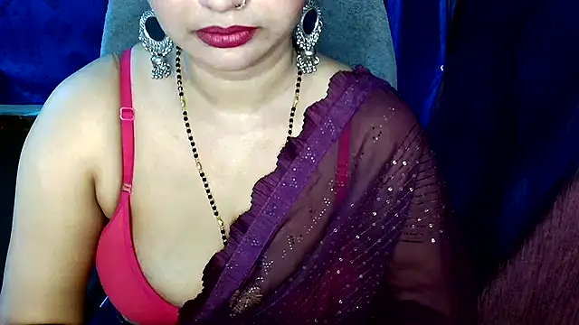 Snapshot of QUEEN_SAKHI- chatting on 05.10.26 QUEEN SAKHI- online show from 05.10.26