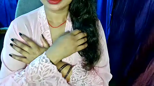 Snapshot of QUEEN_SAKHI- chatting on 05.20.26 QUEEN SAKHI- online show from 05.20.26