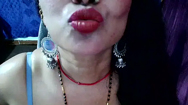 Snapshot of QUEEN_SAKHI- chatting on 06.06.26 QUEEN SAKHI- online show from 06.06.26