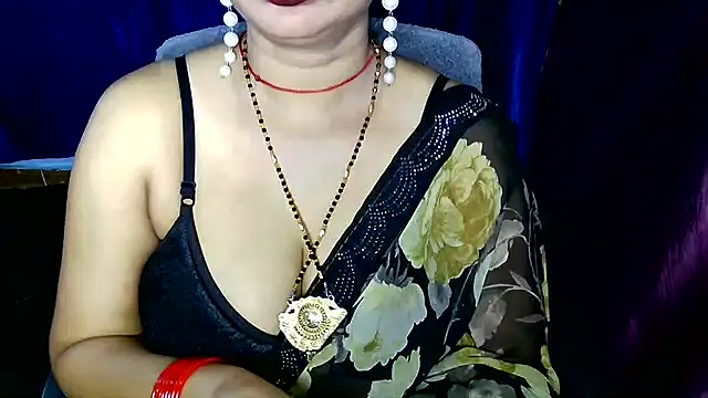 Snapshot of QUEEN_SAKHI- chatting on 06.09.26 QUEEN SAKHI- online show from 06.09.26