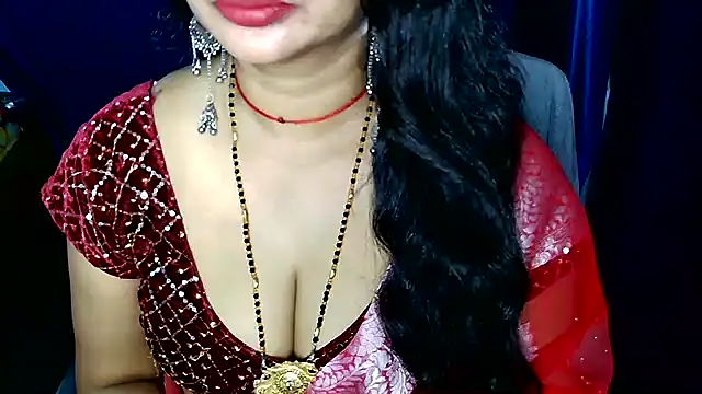 QUEEN SAKHI- online show from 06.28.26