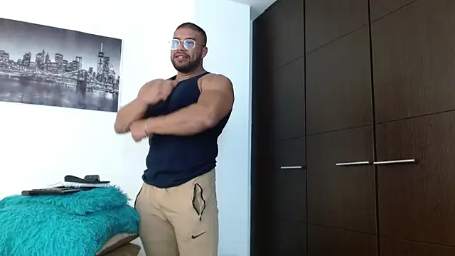 AntonyDAngelo25 online show from 10.15.25