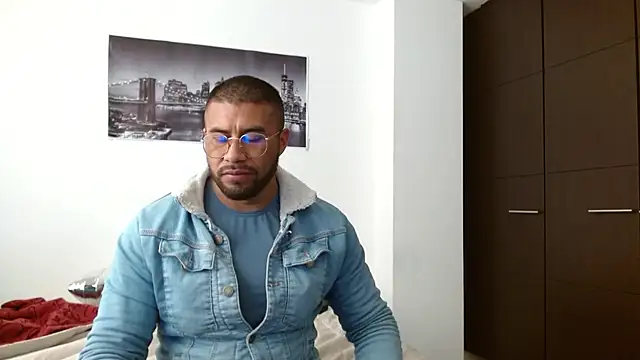 AntonyDAngelo25 online show from 10.20.25