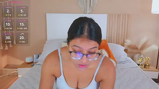 Camila Bustamante online show from 07.14.26