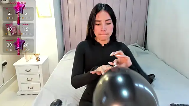 CandySays online show from 10.30.25