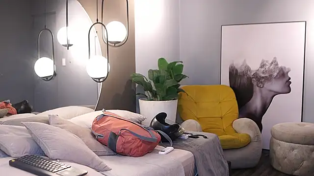 Ariaa Isabell online show from 02.25.26