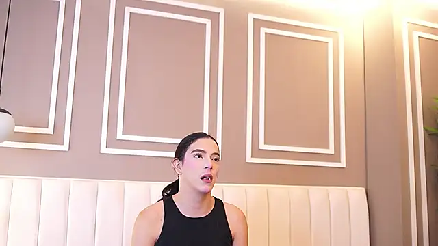 Snapshot of Ariaa_Isabell chatting on 05.09.26 Ariaa Isabell online show from 05.09.26