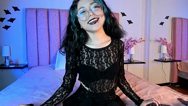 Snapshot of TerumiKitty chatting on 11.17.25 TerumiKitty online show from 11.17.25