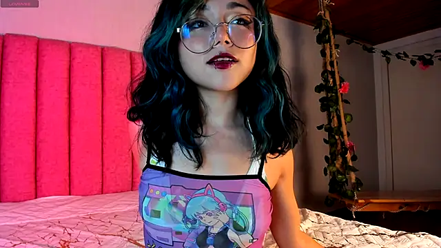 Snapshot of TerumiKitty chatting on 11.27.25 TerumiKitty online show from 11.27.25