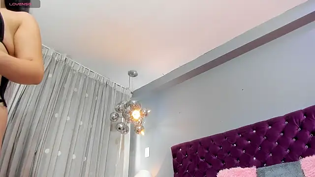 RedAngel1- online show from 09.26.25