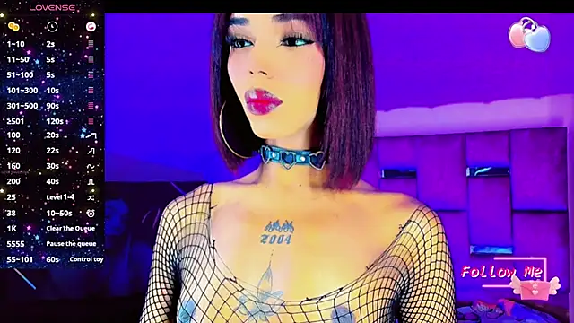 Snapshot of LADY-HOT-SEXY- chatting on 10.28.25 LADY-HOT-SEXY- online show from 10.28.25