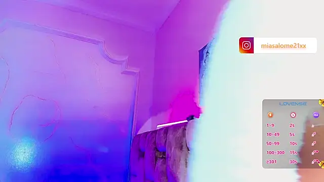 Snapshot of LADY-HOT-SEXY- chatting on 12.04.25 LADY-HOT-SEXY- online show from 12.04.25