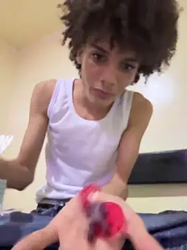 Snapshot of Max_Rain chatting on 02.12.26 Max Rain online show from 02.12.26