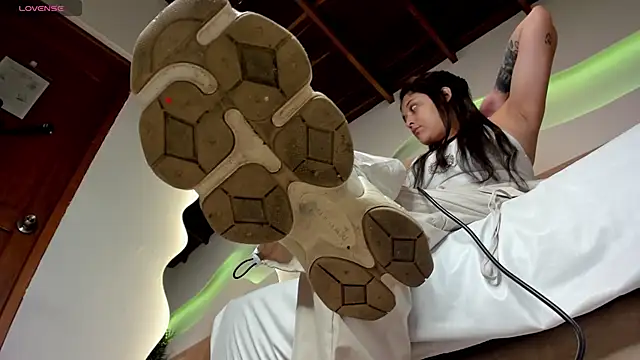 Snapshot of Ammberly__Adam23 chatting on 09.28.25 Ammberly  Adam23 online show from 09.28.25