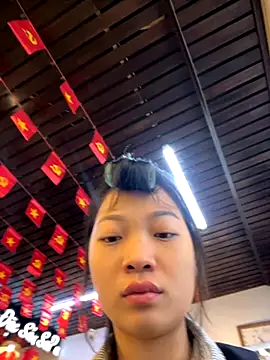 Snapshot of Phayphay77 chatting on 09.12.25 Phayphay77 online show from 09.12.25