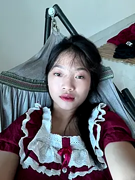 Snapshot of Phayphay77 chatting on 10.12.25 Phayphay77 online show from 10.12.25