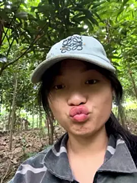 Snapshot of Phayphay77 chatting on 11.17.25 Phayphay77 online show from 11.17.25