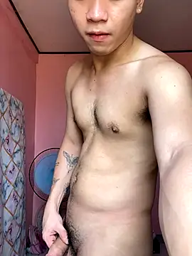 Snapshot of JerichoGutierez chatting on 11.21.25 JerichoGutierez online show from 11.21.25