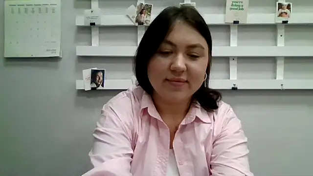 Snapshot of LoveNugget chatting on 10.10.25 LoveNugget online show from 10.10.25