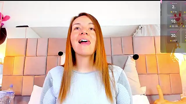 Snapshot of antoneella_jones chatting on 11.12.25 antoneella jones online show from 11.12.25