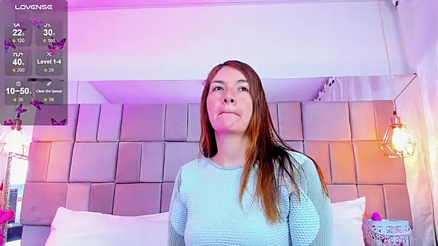 Snapshot of antoneella_jones chatting on 12.15.25 antoneella jones online show from 12.15.25