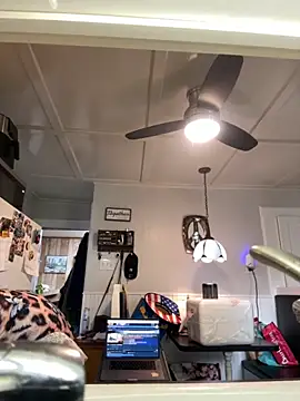 PefectNipz online show from 09.09.25