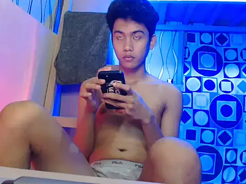 Snapshot of Demure_Asian143 chatting on 10.14.25 Demure Asian143 online show from 10.14.25