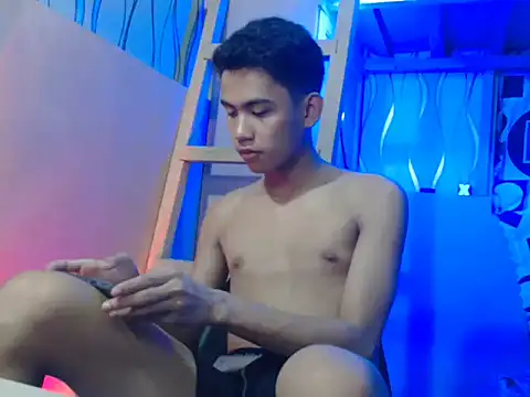 Snapshot of Demure_Asian143 chatting on 10.15.25 Demure Asian143 online show from 10.15.25