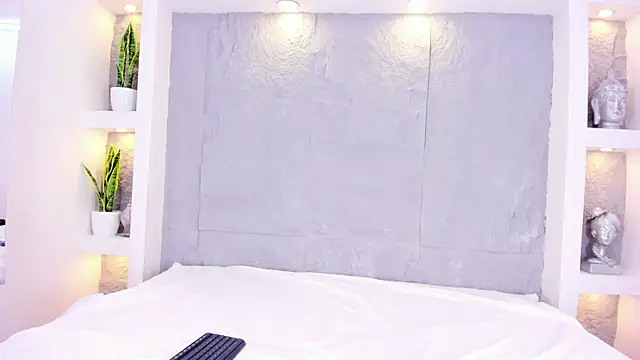 LovelyEyesx online show from 06.09.26