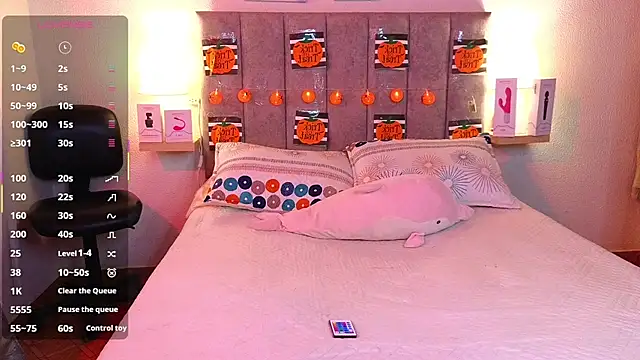 Snapshot of juliana-mancini chatting on 10.28.25 juliana-mancini online show from 10.28.25