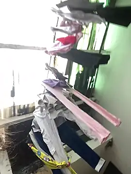 Snapshot of juliana-mancini chatting on 11.13.25 juliana-mancini online show from 11.13.25