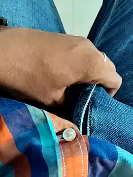 Snapshot of ddllrr224 chatting on 11.04.25 ddllrr224 online show from 11.04.25